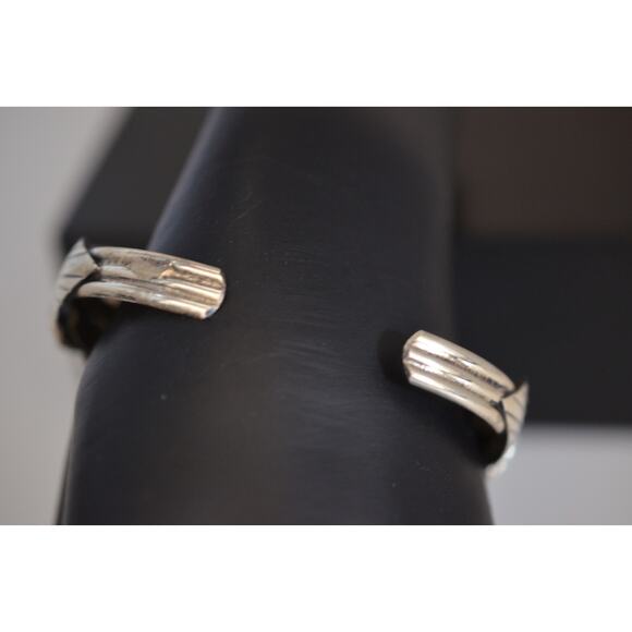 Running Bear Navajo Sterling Silver Turquoise Bracelet Horse Head Cuff - Picture 2 of 3